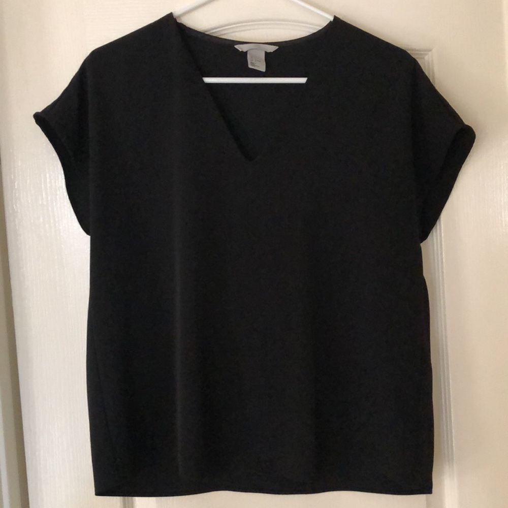 H & M black v neck blouse